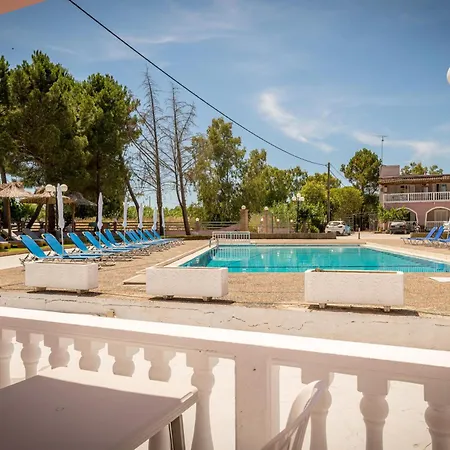 Apollo Hotel *